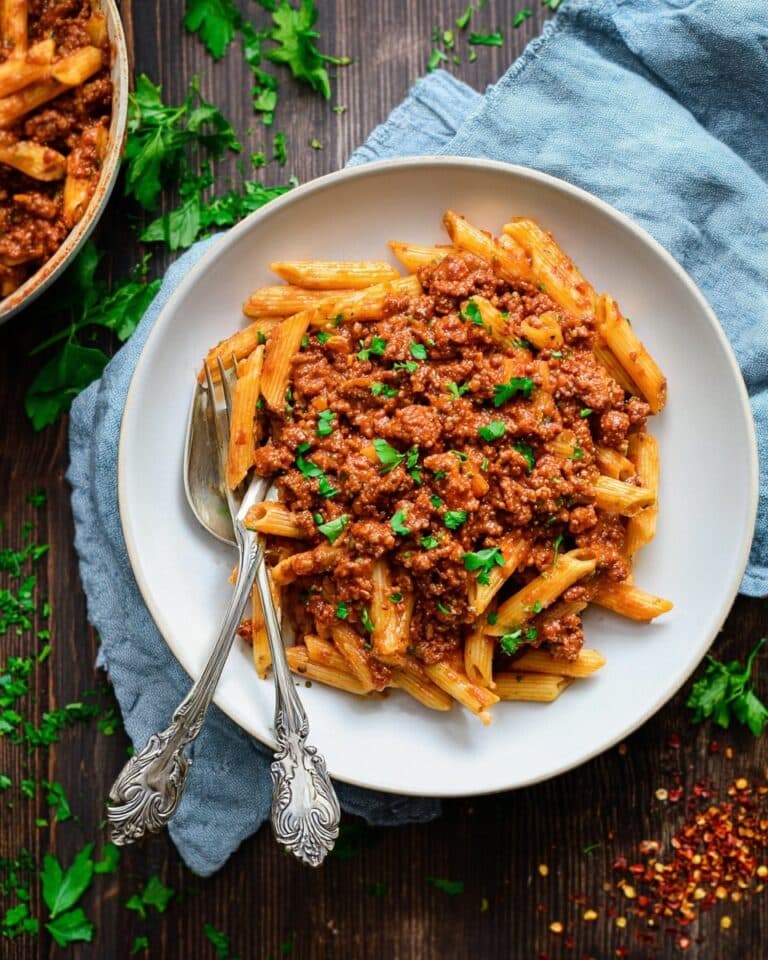 Creamy Beef Pasta: A Quick and Nourishing Weeknight Dinner Recipe