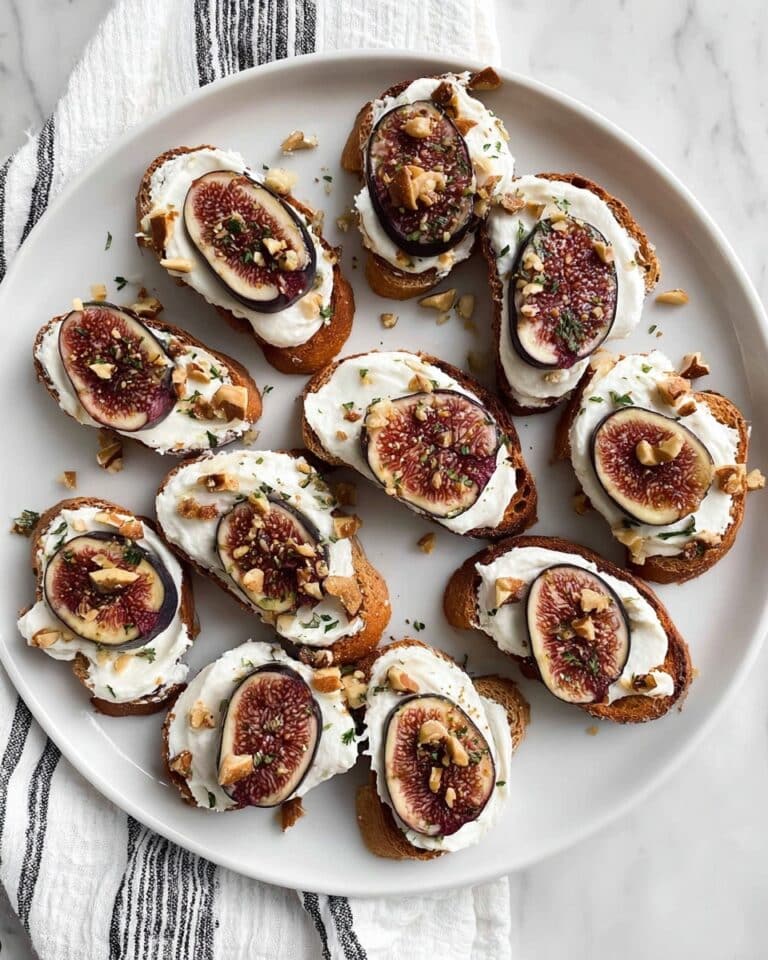 Whipped Goat Cheese and Roasted Figs Toasts Recipe