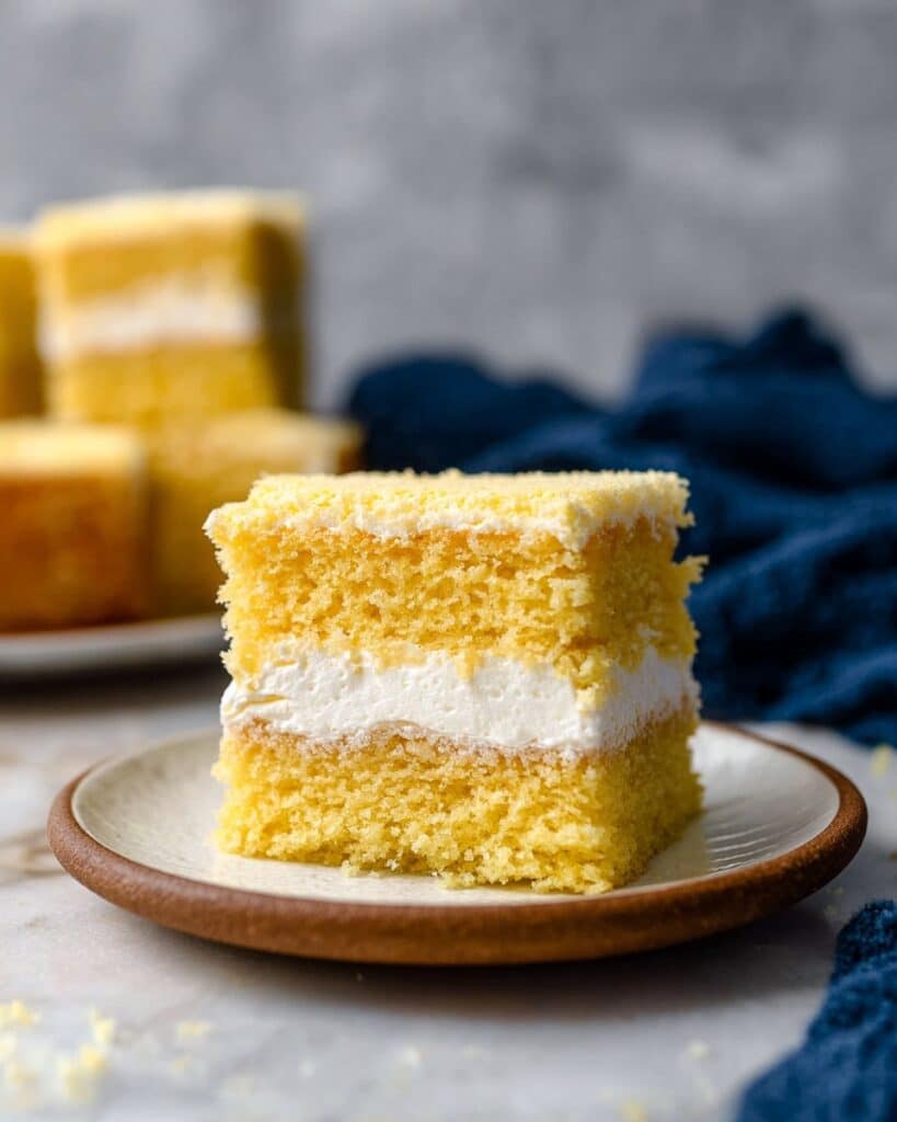 Twinkie Cake with Vanilla Sponge and Cream Filling Recipe