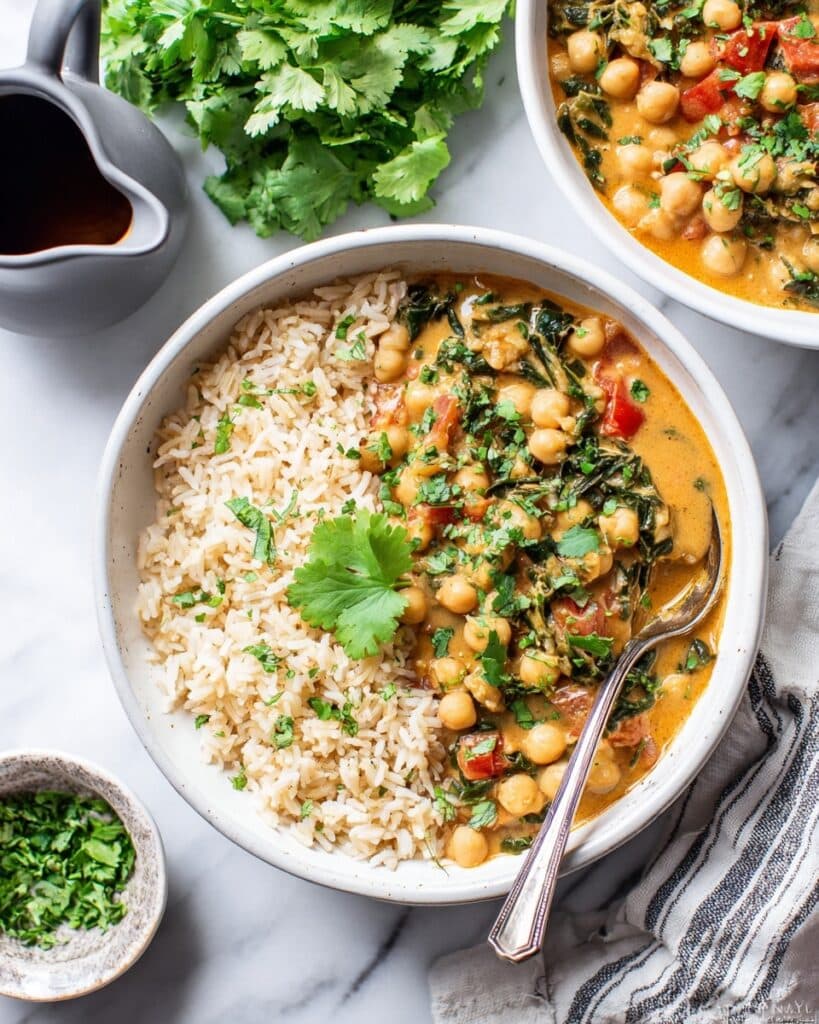 35 Minute Chickpea Spinach Curry with Coconut Milk Recipe