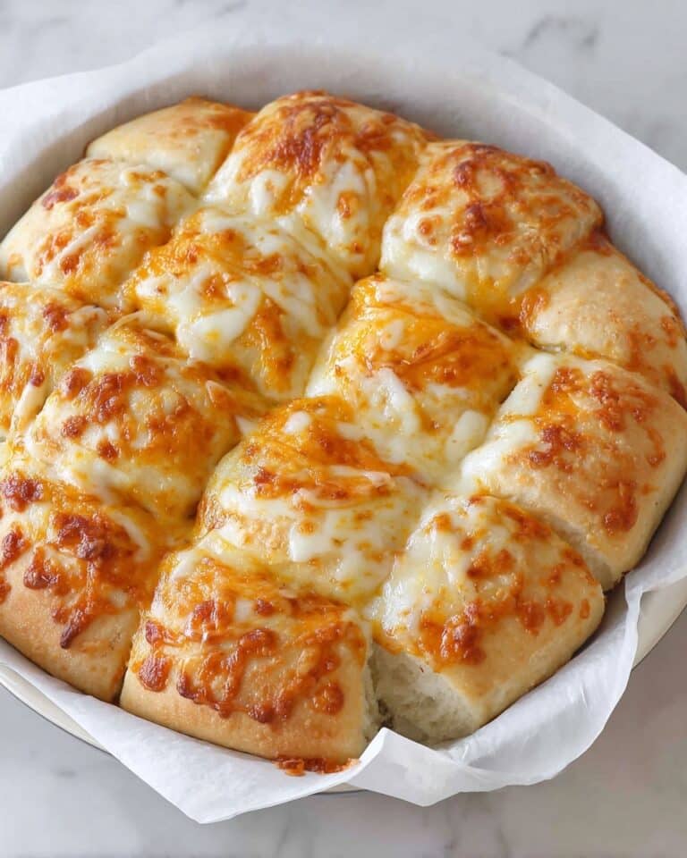 Homemade Cheesy Pizza Bread Recipe
