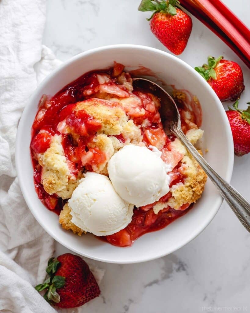 Strawberry Rhubarb Cobbler Recipe