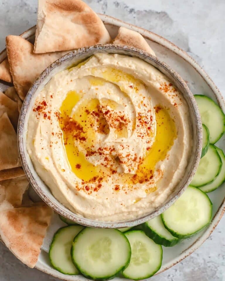 Creamy Homemade Hummus Recipe