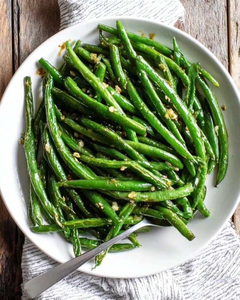 Easy Garlic Green Beans Recipe