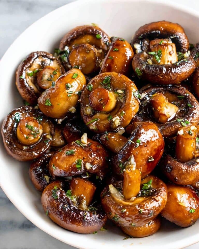 Sauteed Mushrooms with Garlic Butter Recipe