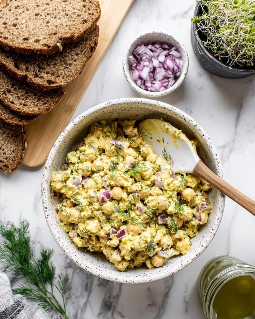 10 Minute Smashed Chickpea Salad Sandwich Recipe