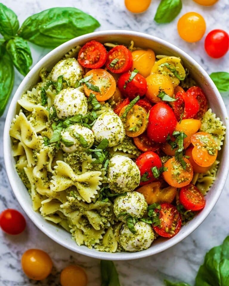 Tomato and Mozzarella Pesto Pasta Salad Recipe