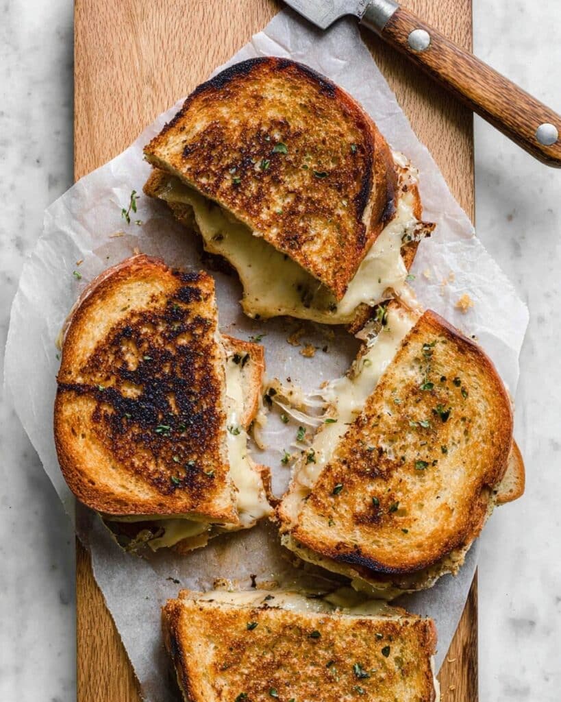 Caramelized Onion and Apple Grilled Cheese Sandwich Recipe